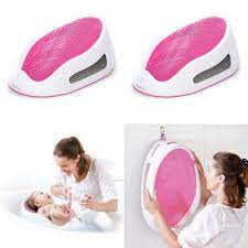The soft plastic is also designed to heat up gently to warm baby's skin. Angelcare Soft Touch Bath Support Aqua