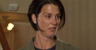 EastEnders' Theo manipulates Stacey