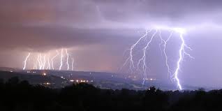 We did not find results for: Pohon Kelapa Disambar Petir Petani Tewas Jatuh Saat Sadap Tuak Merdeka Com