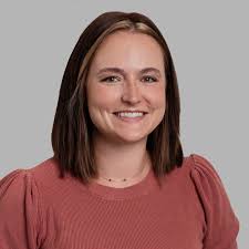 Candace Suggs's Instagram, Twitter & Facebook