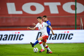 About this game ~ an international affair ~ as a college student from new york, you have decided to broaden your horizons by spending a semester overseas in england. Robert Lewandowski Injury Striker Will Miss England Game Due To Knee Issue The Athletic