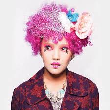 Pink Hair Effie Trinket Effie Trinket Clever Halloween Clever Halloween Costumes
