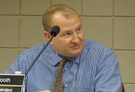 Towing service tries to wedge its way into St. Clair rotation