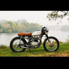 Kick Start Garage On Instagram Mixing It Up But Still Keeping The Cb Cl 350 360 Builds Coming A Cafe Racer We Built For Ou Cafe Racer Racer Cafe Racer Build