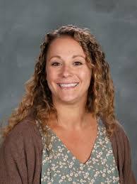 Alyssa Lines's Instagram, Twitter & Facebook