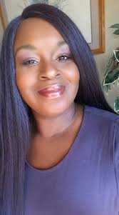 Oui oui, we in Paris 💖 The Fenty Beauty Avenue Pop-Up has officially  arrived at @sephora Champs Elysées & our #FentyFam showed out ✨ Pull up &  shop 'til you drop now