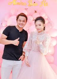 Dương yến nhi xếp hạng nổi tiếng thứ 76489 trên thế giới và thứ 714 trong danh sách diễn viên nổi tiếng. Vo Hoang Yáº¿n Cung Dan Sao Dá»± Sinh Nháº­t Máº«u Nhi Báº£o Ha Ngoi Sao Nghá»‡ SÄ© Viá»‡t