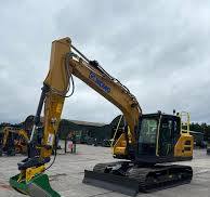 XCMG XE135E 14.8t Excavator with blade and screening bucket ...