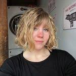 Della Goins's Instagram, Twitter & Facebook