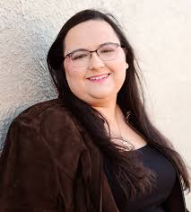 Congratulations to Lexie Ellis, champion of the 2025 Arkansas Tech  University Solo Competition for vocal performance! “I just really fell in  love with the choir community here. It was really welcoming. They