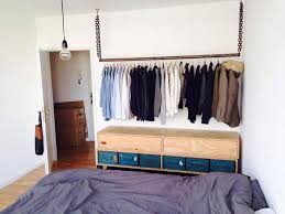 Diy Kleiderstange Furs Schlafzimmer Diy Kleiderstange Kleidung Aufbewahrung Organisation Schlafzim Architektur Innenarchitektur Wohnung Zimmergestaltung