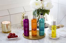 Seit 1993 gibt es ffair reisen, und von anfang an gibt es unseren fahrservice für ihre kurreisen: Wellness Zu Hause Mit Douglas Home Spa Collection Beautyinspiration