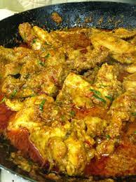 Chicken Rendang Wet Variety Rendang Is A Dry Type Of Curry Which My Mum Cooked Often I Have Many Memories Of Eat Desi Food Malaysian Food Chicken Recipes