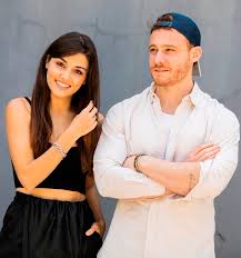 Son yaz yeni hayat zümrüdüanka kef tutunamayanlar. Sen Cal Kapimi Dizisi Oyunculari Konusu Kanali Tarihi Dizi Oyuncu