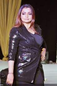 B Wood S Famous Choreographer Vaibhavi Merchant During Beti Charity Fund Raiser Show Held At Jw Marriott In Mumbai On Ja Celebs Fashion Favorite Celebrities