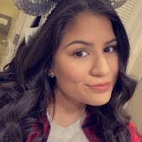 Larissa Layton's Instagram, Twitter & Facebook