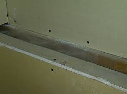 The word parkour derives from parcours du combattant (obstacle course), the classic obstacle course method of military training proposed by georges hébert. Drywalling A Basement