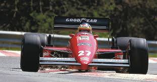 Alboreto, 1985 almanya gp için bir ferrari 156/85 ile eğitim sırasında. Michele Alboreto S Life Story