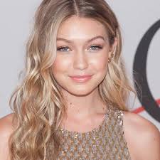 Not compatible with other scalp texture mods. Haircut Long Hair Round Face