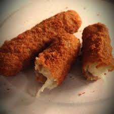 If you don't do this, you will have a difficult time frying them. Farm Rich Mozzarella Sticks Breaded Reviews 2021