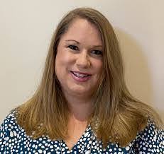 Renee Martindale's Instagram, Twitter & Facebook