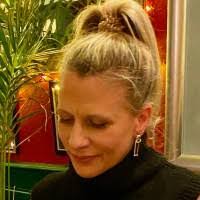 Carol Letts's Instagram, Twitter & Facebook