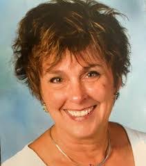 Pat Pearce's Instagram, Twitter & Facebook