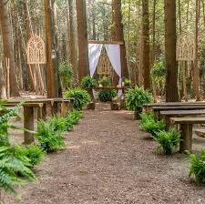 Wedding Venue Woods Ceremony In Grafton Ontario Outdoor Wedding Venue Idea Renee Outdoor Wedding Venues Woods Wedding Ceremony Outdoor Wedding Ceremony