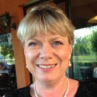 Allison Munden's Instagram, Twitter & Facebook