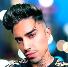 Ragazzi, vi siete mai chiesti perché ne Il Mondo Perduto l'equipaggio della  nave che porta il T-Rex sia sterminato? Bè, anche io me lo sono chiesto  mille volte, e oggi ho trovato