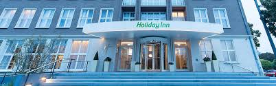All other important sights of dresden can be reached in around 10 minutes or so by bus. Dresden Stadtzentrum Hotel Holiday Inn Dresden Am Zwinger