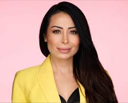 Russ Day's Instagram, Twitter & Facebook