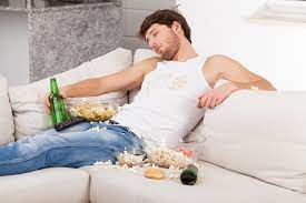 So ein kaffeefleck auf dem sofa oder dem teppich entsteht viel schneller, als er wieder beseitigt ist. Wie Du Hartnackige Flecken Auf Dem Sofa Entfernst