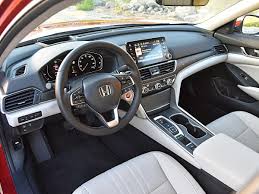 This sedan has great body lines that give it an. 2020 Honda Accord Review