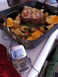 Sunday Roast Beef Dinner With Yorkshire Pudding Downton Abbey Beef Dinner Roast Beef Dinner Sunday Roast