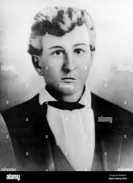 Oliver loving hi-res stock photography and images