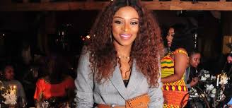 On instagram, she posted an image of the spacious house. In Pics Dj Zinhle S Floral Themed House Warming Party Drum