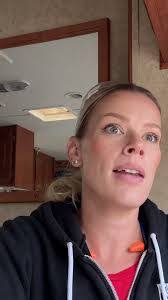 Candace Sampson's Instagram, Twitter & Facebook