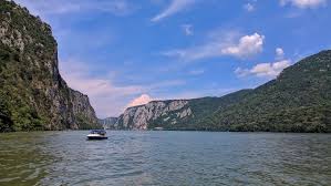 Discoteca la aer liber + dj, 3. Plimbare Cu Salupa Orsova Cazanele Dunarii 2019 Turism Oltenia