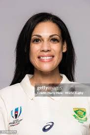 Fran Leighton's Instagram, Twitter & Facebook