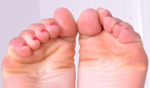 Love the closeness #soles #feet. Leah Gotti S Feet