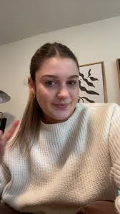 Shop the pallette and mascara at the link in my biooo @arbonne #arbonne  #grwm #christmasroutine #christmas #makeup #ootd