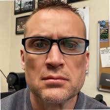 Bobby Mize's Instagram, Twitter & Facebook