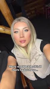 Angie Cason's Instagram, Twitter & Facebook