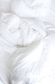 Tas De Couvertes Blanches