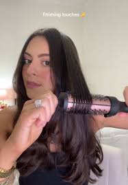 Blowout Hair Tutorial Julia Pt 2