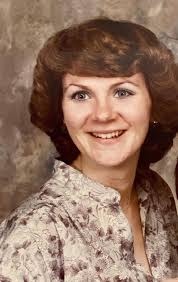 It is with great sadness that the family of Kimberly Marie Saylor announces  her passing after a brief illness,