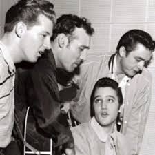 The fade haircut has actually normally been dealt with males with brief hair, but recently, men have been combining a high discolor with tool or. Episode 51 Matchbox By Carl Perkins A History Of Rock Music In 500 Songs