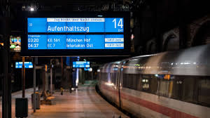 Der zug fährt heute von gleis sieben ab. Deutsche Bahn Db Sturm Sabine Aktuelle Lage Fernverkehr Wieder Aufgenommen Einschrankungen In Zwei Bundeslandern Welt