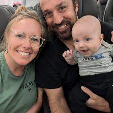 Happy Birthday Brooke!!! 🎈🥳🍾🥂🥳🎈 I am continually amazed by the  strength of this woman and watching her excel in motherhood has made my  heart full in a way I didn't know possible.